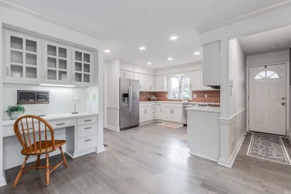 $599,400 | 7416 East Sycamore Street, Evansville, IN 47715