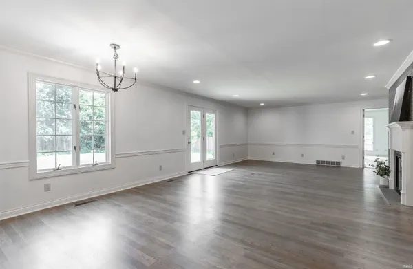 $599,400 | 7416 East Sycamore Street, Evansville, IN 47715