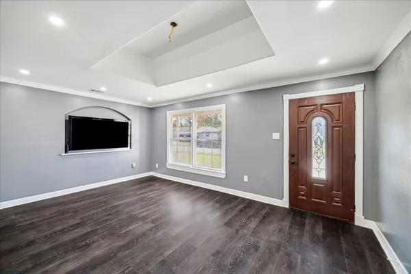 $1,725 | 1900 Oregon Street, Baytown, TX 77520