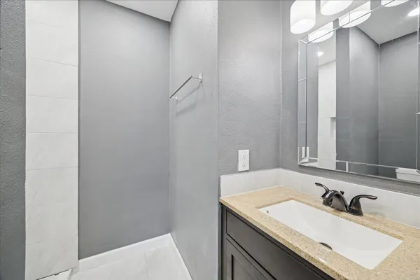 $1,725 | 1900 Oregon Street, Baytown, TX 77520