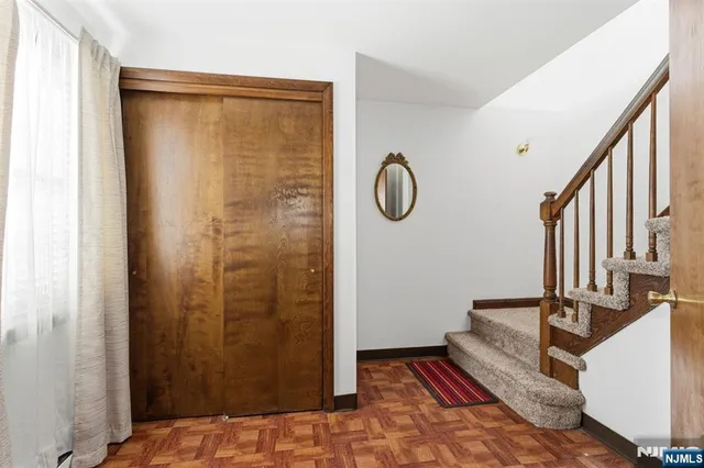 $599,900 | 32 Poplar Avenue, Little Ferry, NJ 07643