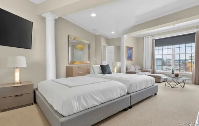 $569,900 | 734 Regency Drive, Fishkill, NY 12524