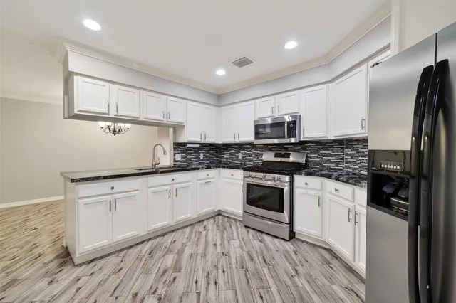 $1,850 | 14023 Bay Gardens Drive, Sugar Land, TX 77498