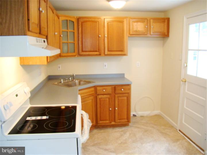3110 East County Line Road Hatboro, PA 19040 - Photo 5 of 15 Kitchen