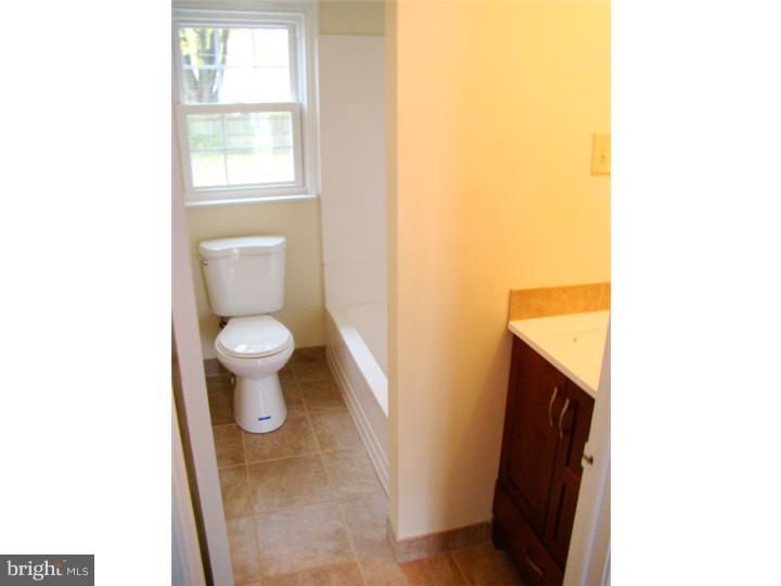 3110 East County Line Road Hatboro, PA 19040 - Photo 9 of 15 Bathroom
