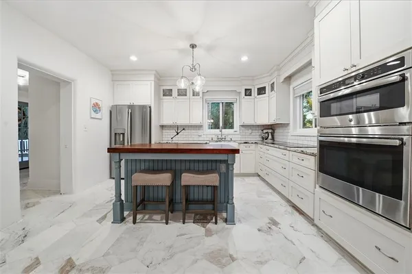 $1,449,000 | 344 West Rio Vista Court, Tampa, FL 33604