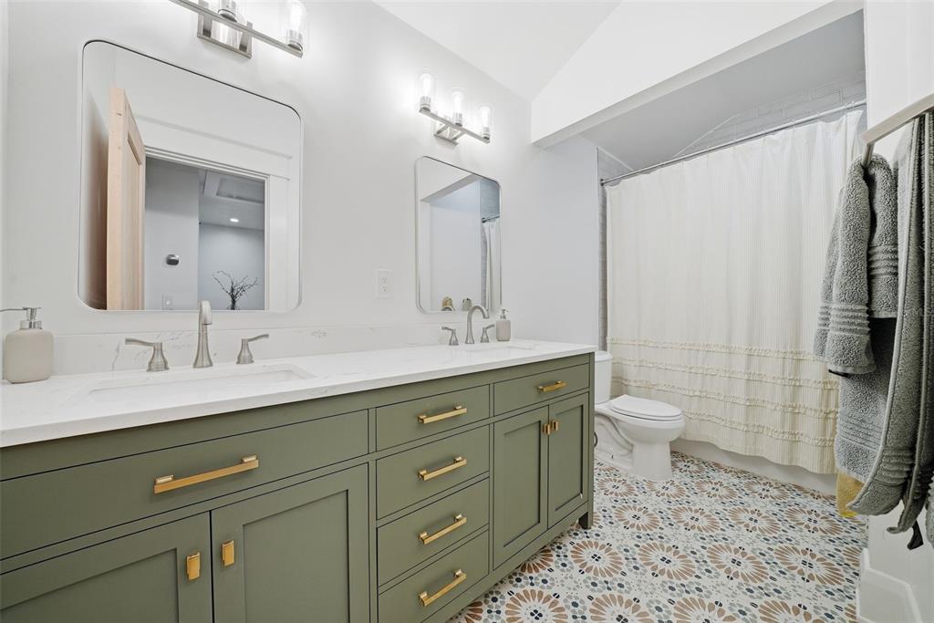 344 West Rio Vista Court Tampa, FL 33604 - Photo 33 of 68