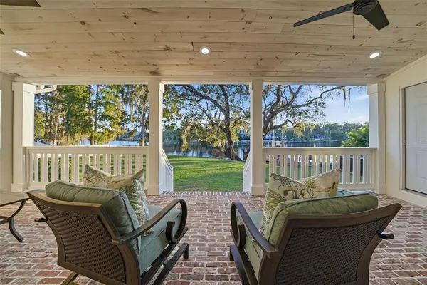 $1,449,000 | 344 West Rio Vista Court, Tampa, FL 33604