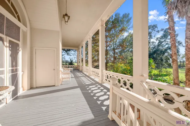 $1,325,000 | 5528 East La Highway, Batchelor, LA 70715