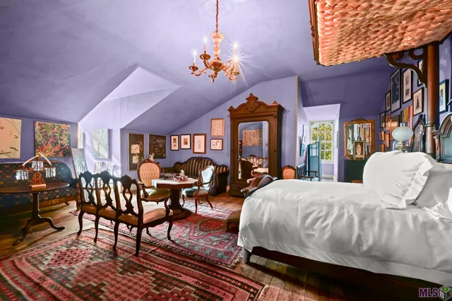 $1,325,000 | 5528 East La Highway, Batchelor, LA 70715