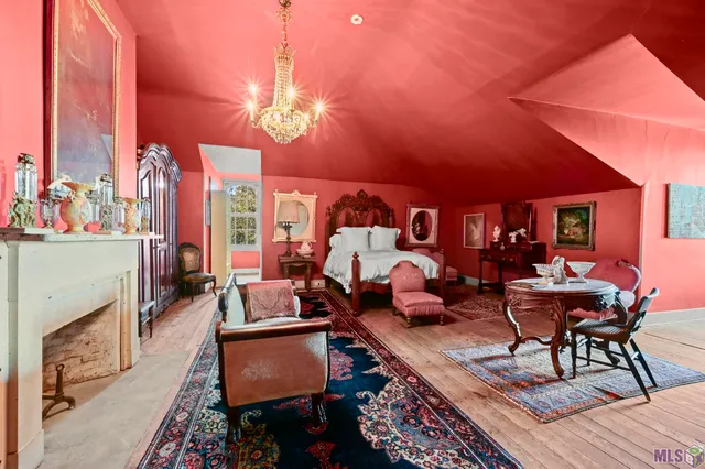 $1,325,000 | 5528 East La Highway, Batchelor, LA 70715