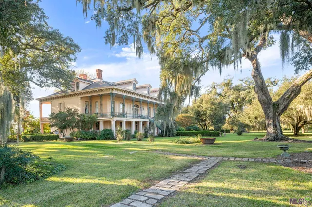 $1,325,000 | 5528 East La Highway, Batchelor, LA 70715