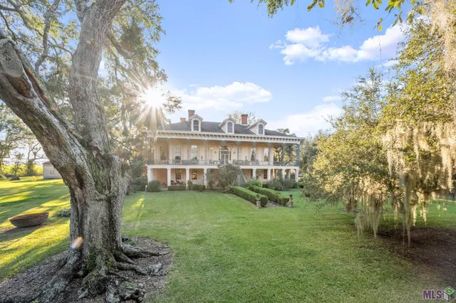 $1,325,000 | 5528 East La Highway, Batchelor, LA 70715