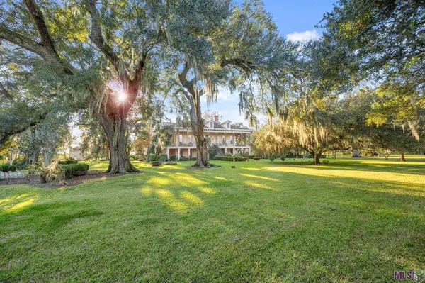 $975,000 | 5528 East La Highway, Batchelor, LA 70715