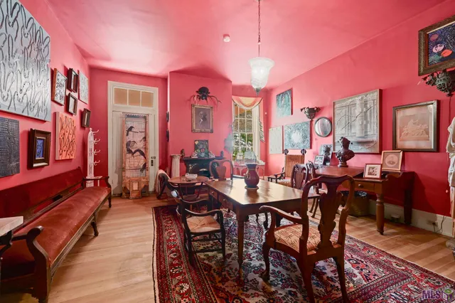 $1,325,000 | 5528 East La Highway, Batchelor, LA 70715