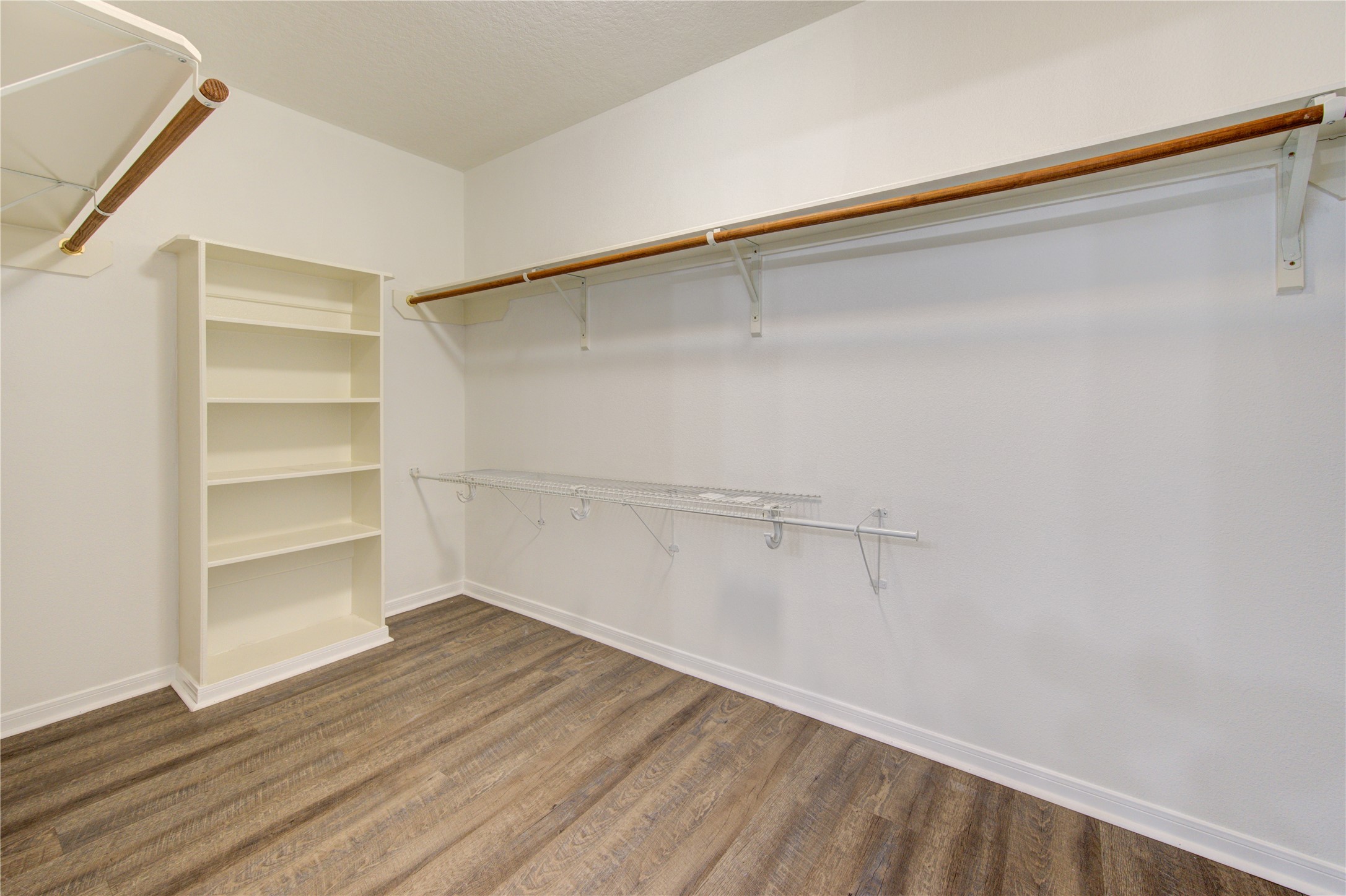 14315 Acorn Ridge Way Cypress, TX 77429 - Photo 15 of 22 a view of an empty walk in closet