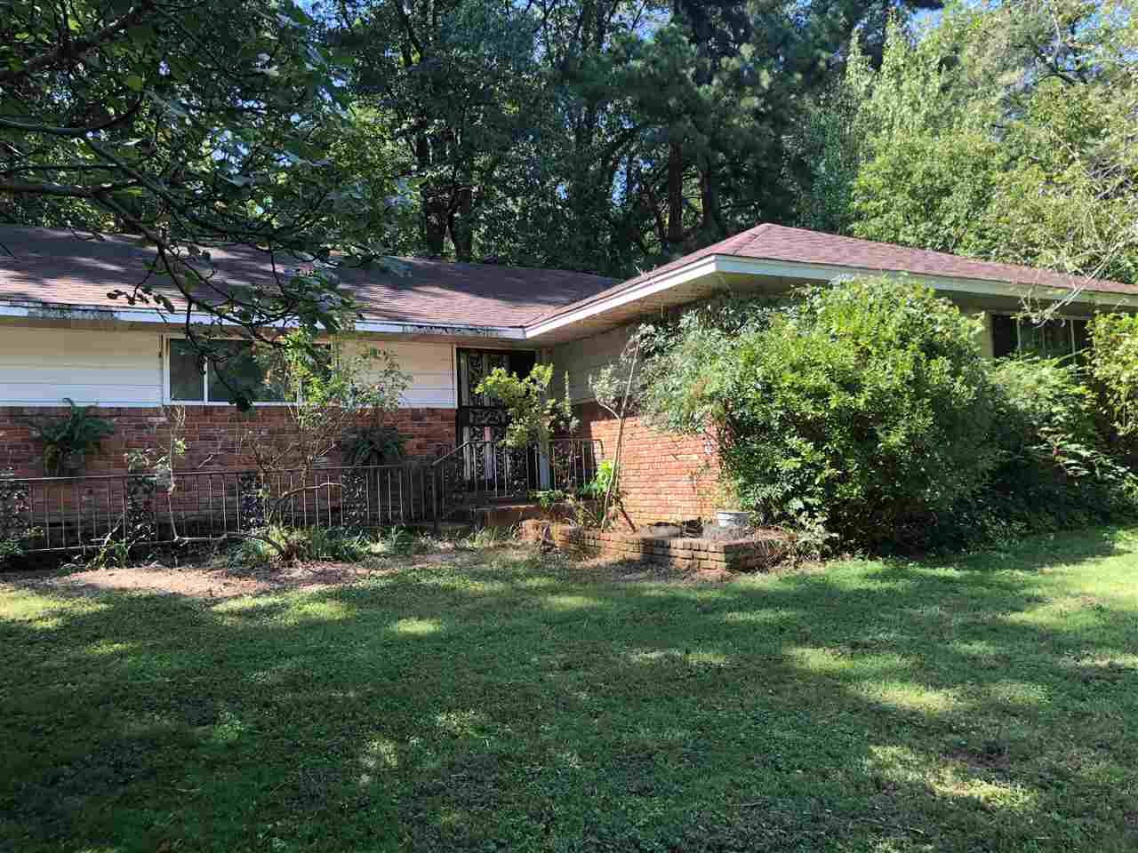 1293 Old Hickory Road Memphis, TN 38116 - Photo 4 of 12 Gallery Image 4