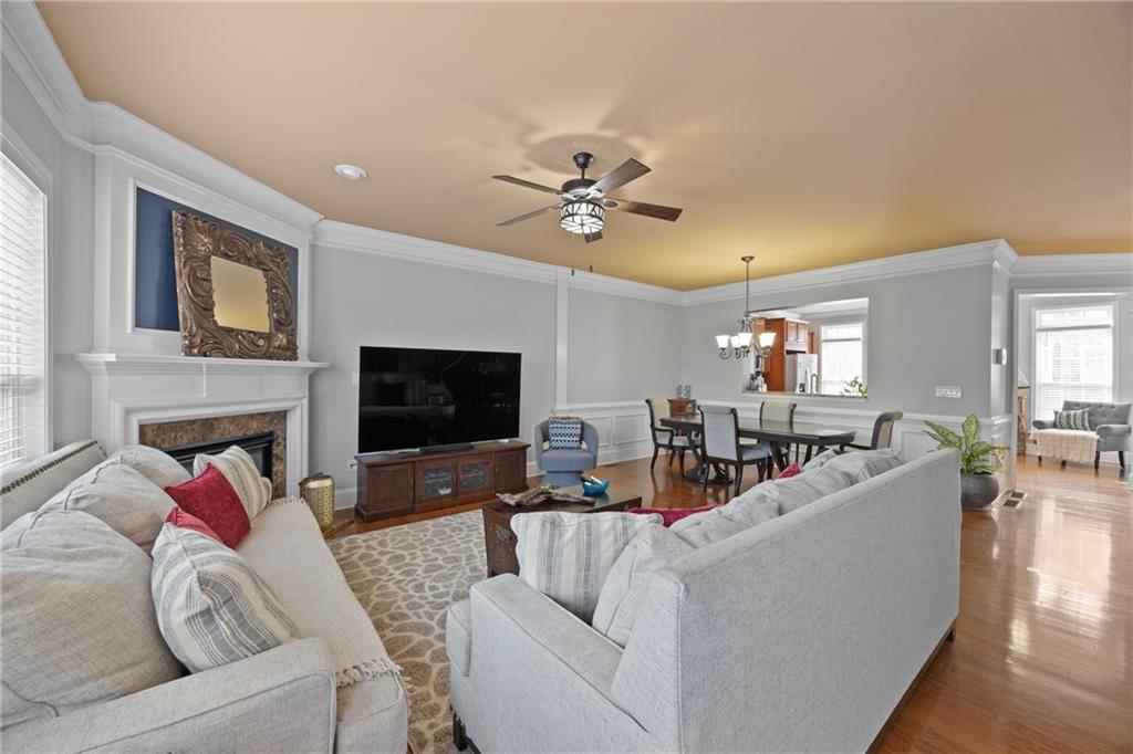 2871 Overlook Way Atlanta, GA 30324 - Photo 11 of 32 a living room with furniture and a flat screen tv