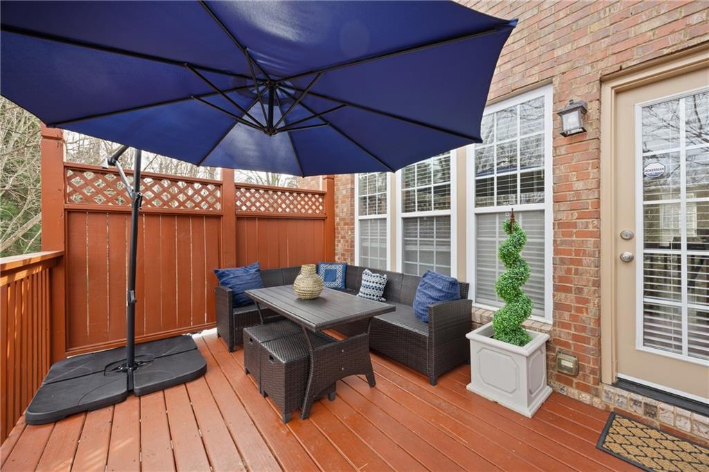 2871 Overlook Way Atlanta, GA 30324 - Photo 10 of 32 a outdoor view with a sitting space
