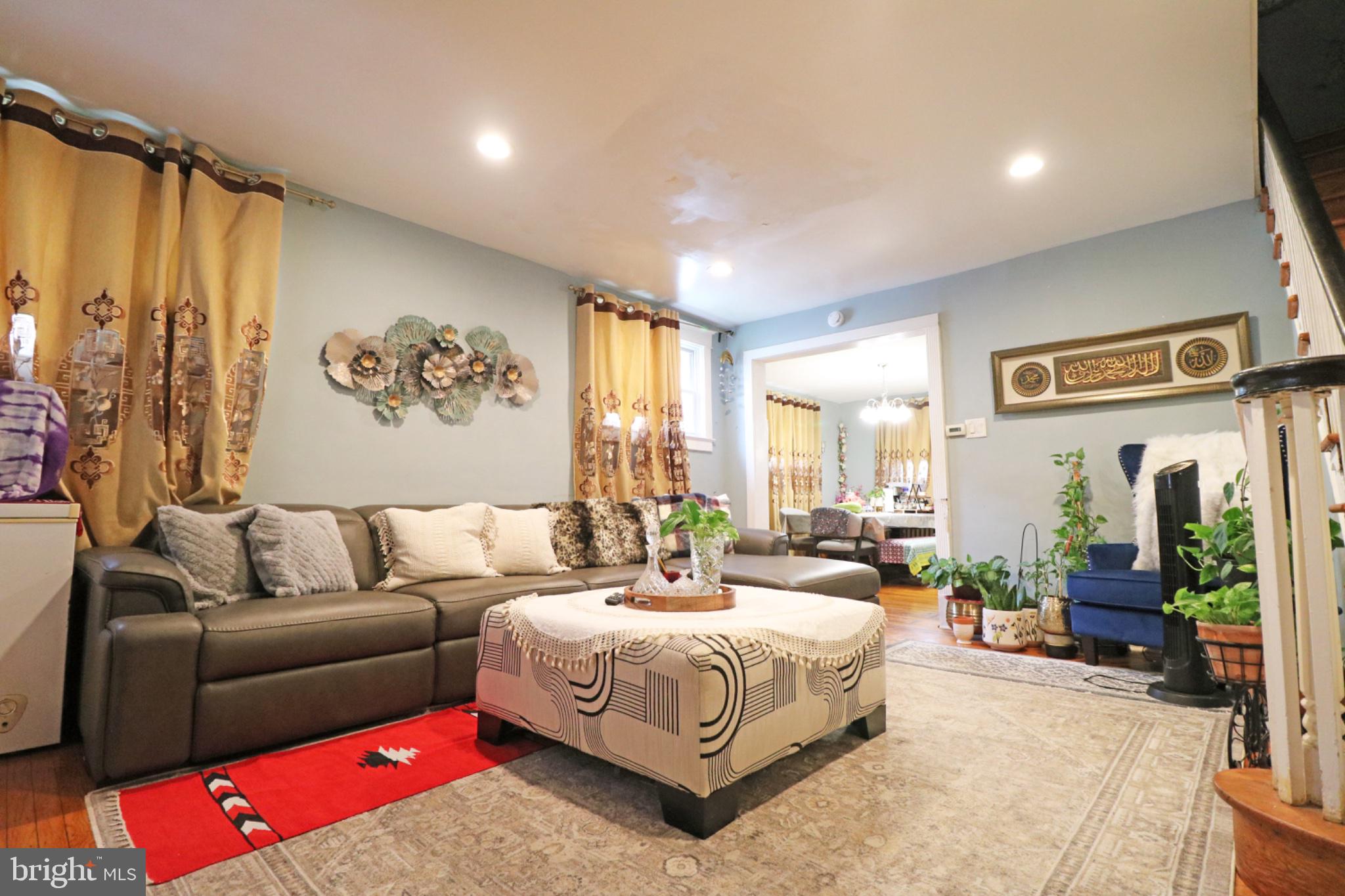 111 Oakley Road Upper Darby, PA 19082 - Photo 5 of 30 Gallery Image 5
