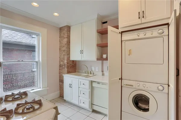 $299,000 | 409 North Jefferson Street, New Castle, PA 16101