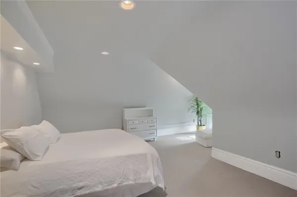 $299,000 | 409 North Jefferson Street, New Castle, PA 16101