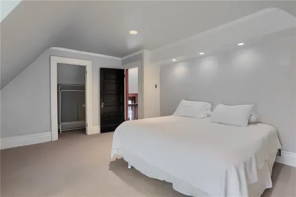 $299,000 | 409 North Jefferson Street, New Castle, PA 16101