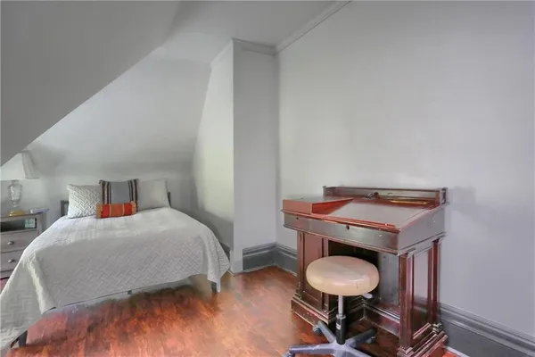 $299,000 | 409 North Jefferson Street, New Castle, PA 16101