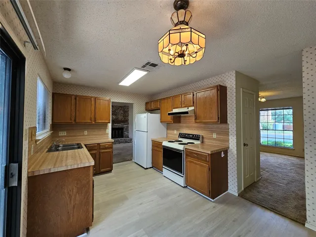 $1,850 | 13102 Briar Hollow Drive, Austin, TX 78729