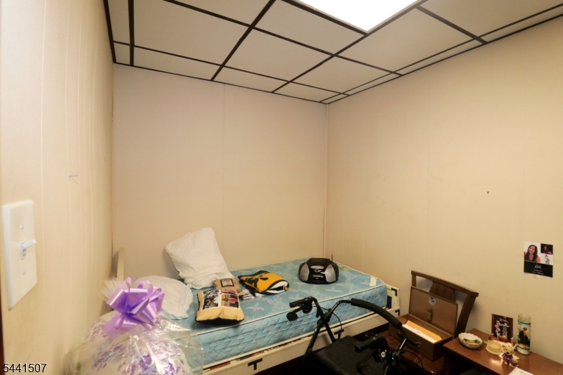 66 Chambers Street Newark, NJ 07105 - Photo 7 of 19
