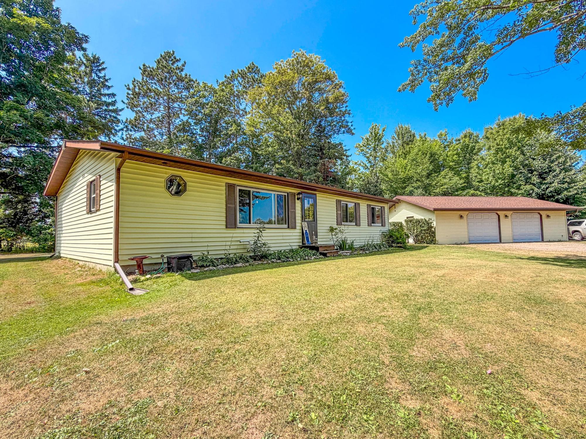 N3979 Oxbow Road Catawba, WI 54515 - Photo 2 of 81 Gallery Image 2