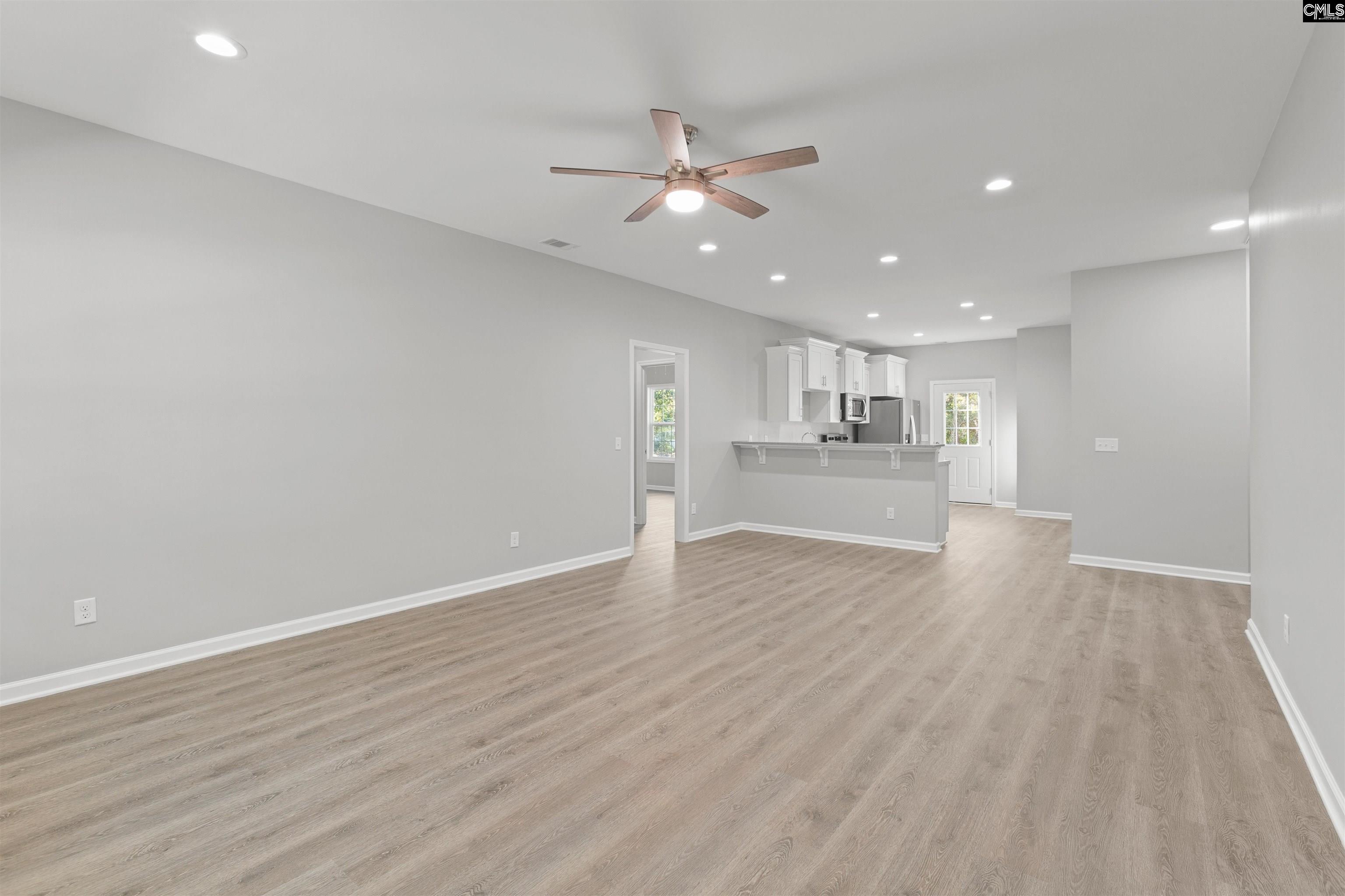 1359 Columbia Road Orangeburg, SC 29115 - Photo 2 of 23