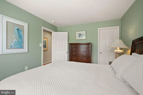 $990,000 | 18402 Lanier Island Square, Leesburg, VA 20176