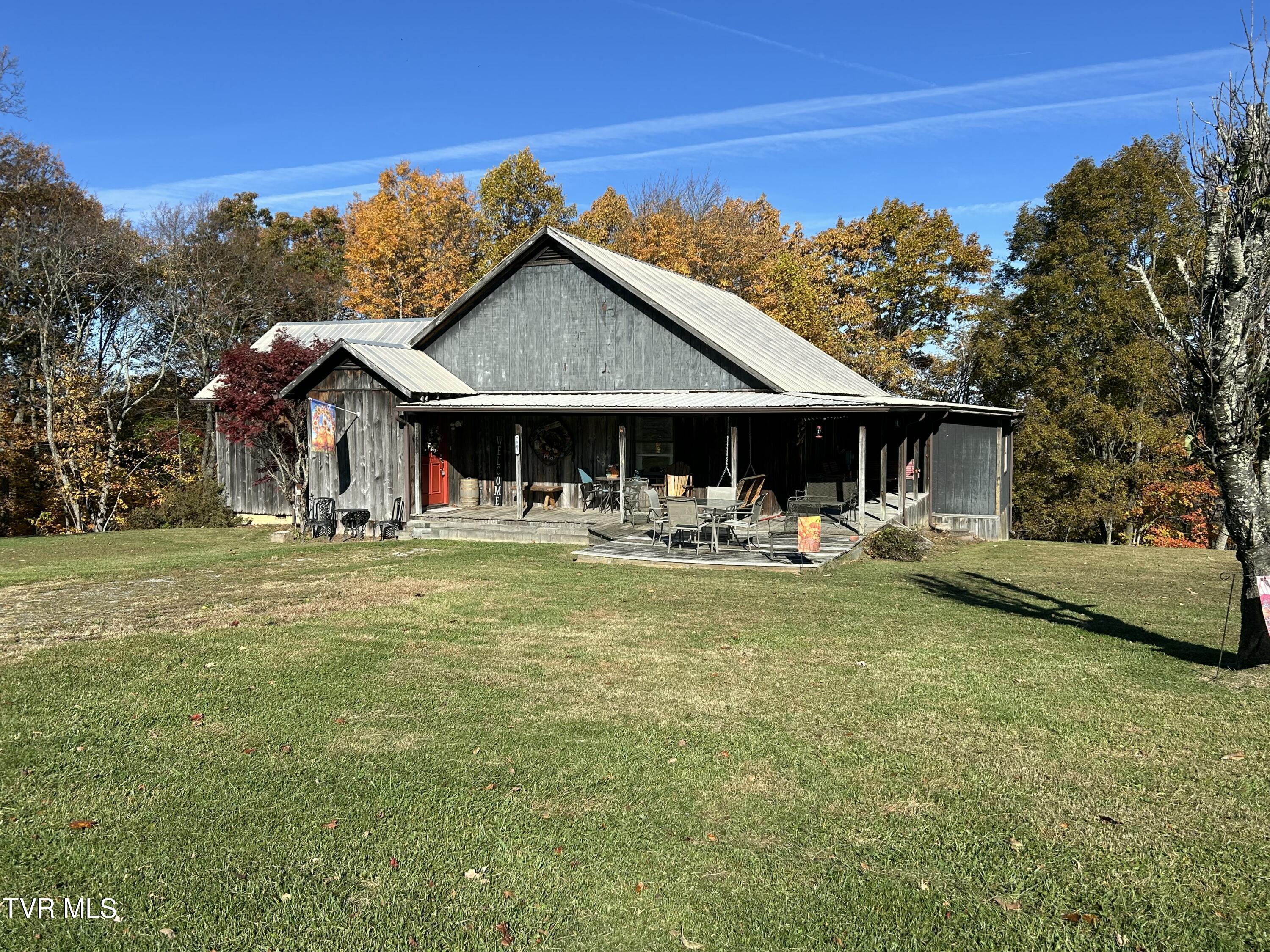 7503 Strawberry Mountain Road Wise, VA 24293 - Photo 5 of 36 IMG_2126