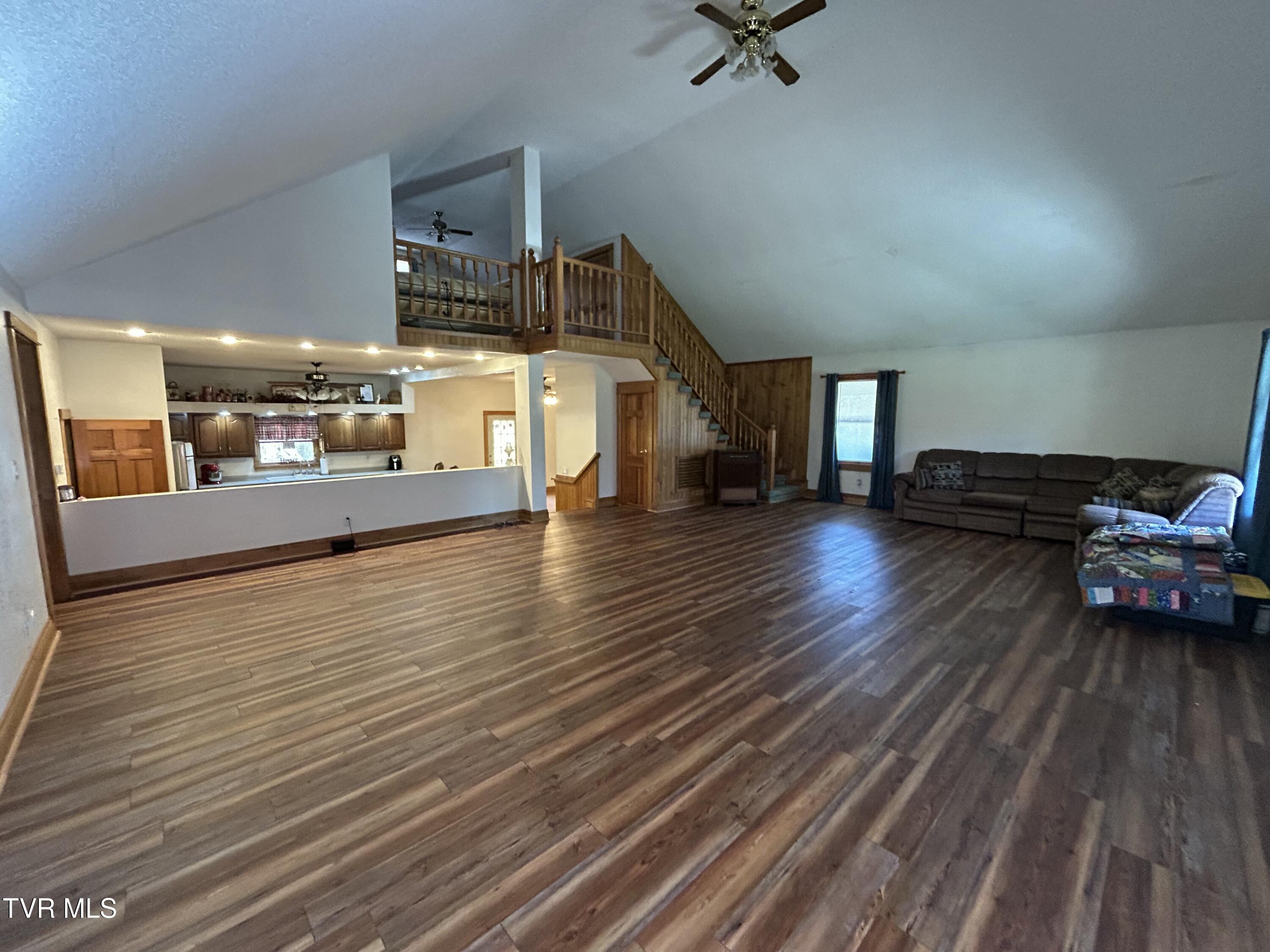 7503 Strawberry Mountain Road Wise, VA 24293 - Photo 8 of 36 IMG_2135