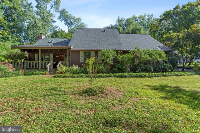 $705,000 | 571 Middletown Road, Media, PA 19063