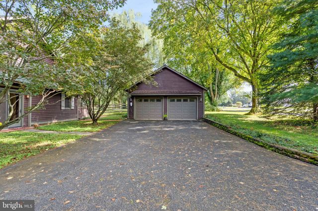 $705,000 | 571 Middletown Road, Media, PA 19063