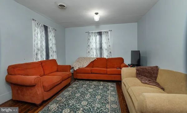 $1,400 | 4229 Elmerton Avenue, Unit A, Harrisburg, PA 17109