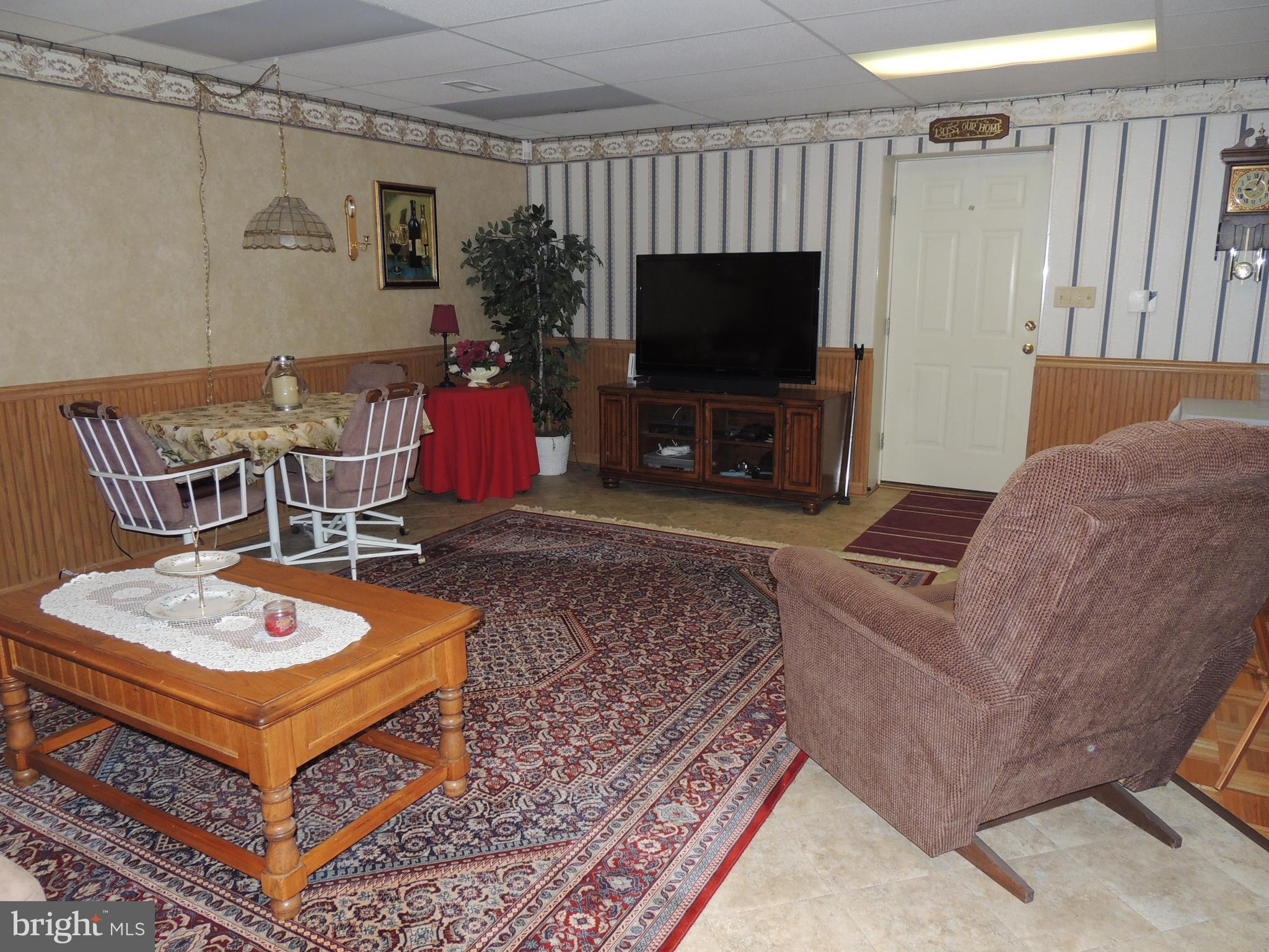 8906 Mayflower Road Rosedale, MD 21237 - Photo 16 of 26