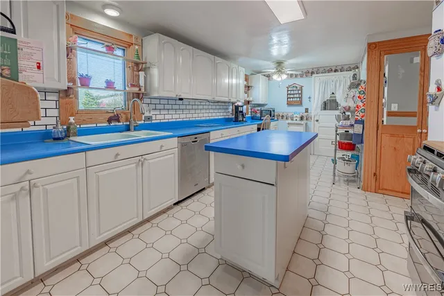 $289,900 | 18 Louise Drive, Cheektowaga, NY 14227