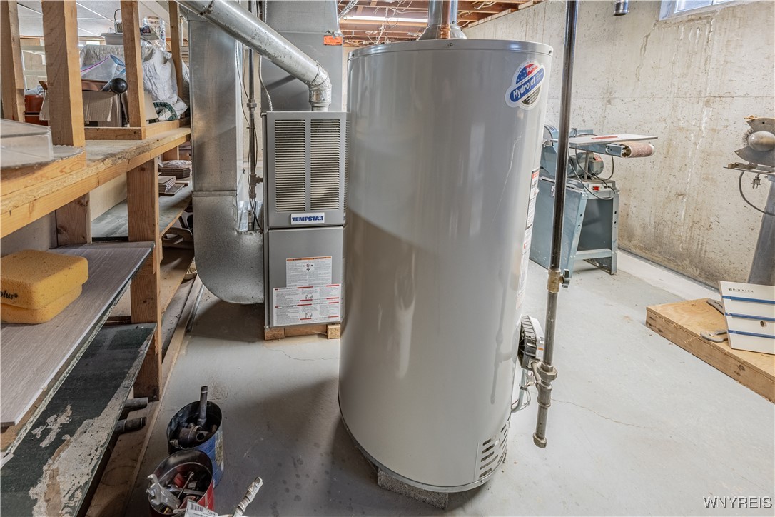 18 Louise Drive Cheektowaga, NY 14227 - Photo 33 of 41