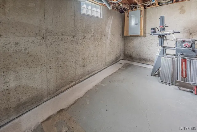 $289,900 | 18 Louise Drive, Cheektowaga, NY 14227