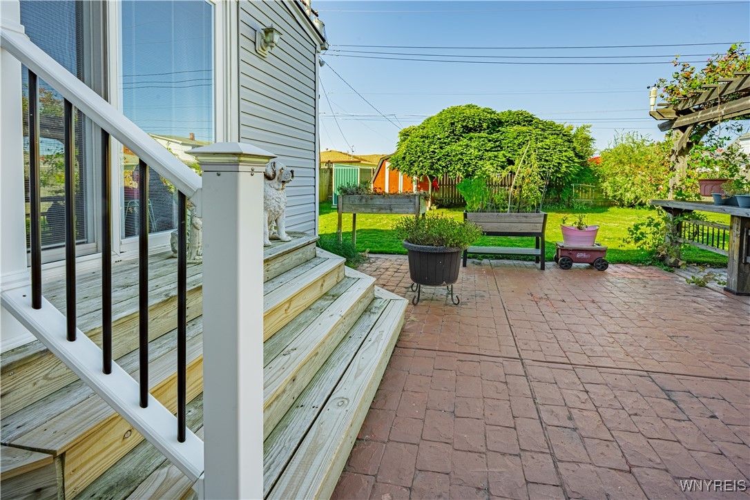 18 Louise Drive Cheektowaga, NY 14227 - Photo 36 of 41