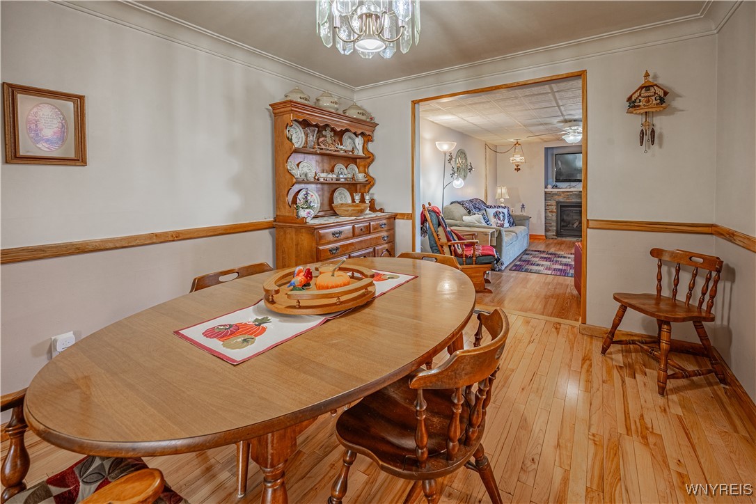 18 Louise Drive Cheektowaga, NY 14227 - Photo 8 of 41 Formal dining area