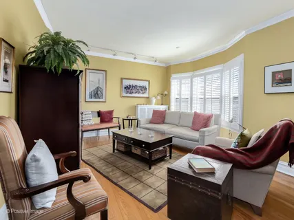 $599,000 | 632 North Ridgeland Avenue, Oak Park, IL 60302