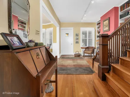 $599,000 | 632 North Ridgeland Avenue, Oak Park, IL 60302