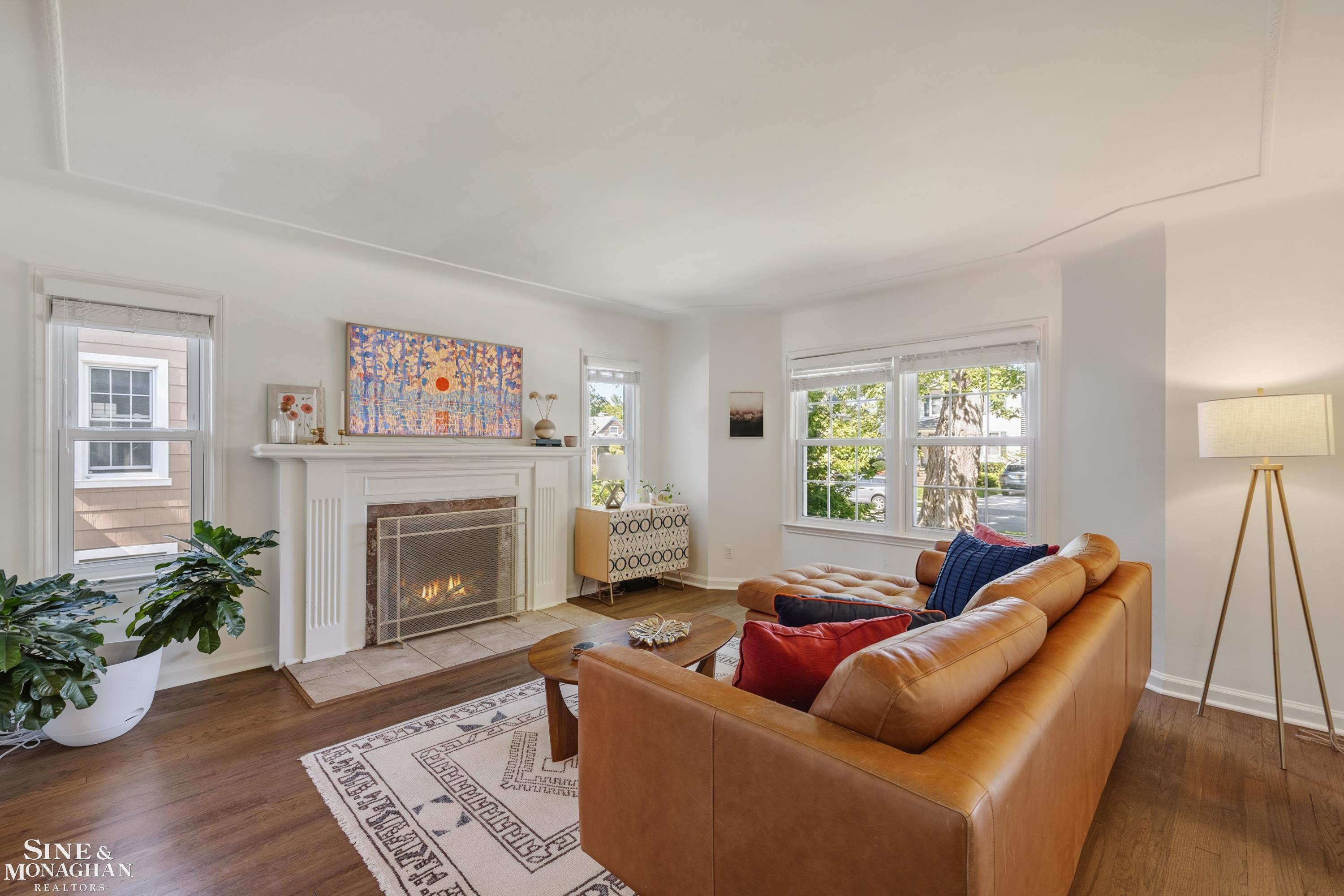 277 Ridgemont Road Grosse Pointe Farms, MI 48236 - Photo 10 of 58 Gallery Image 10