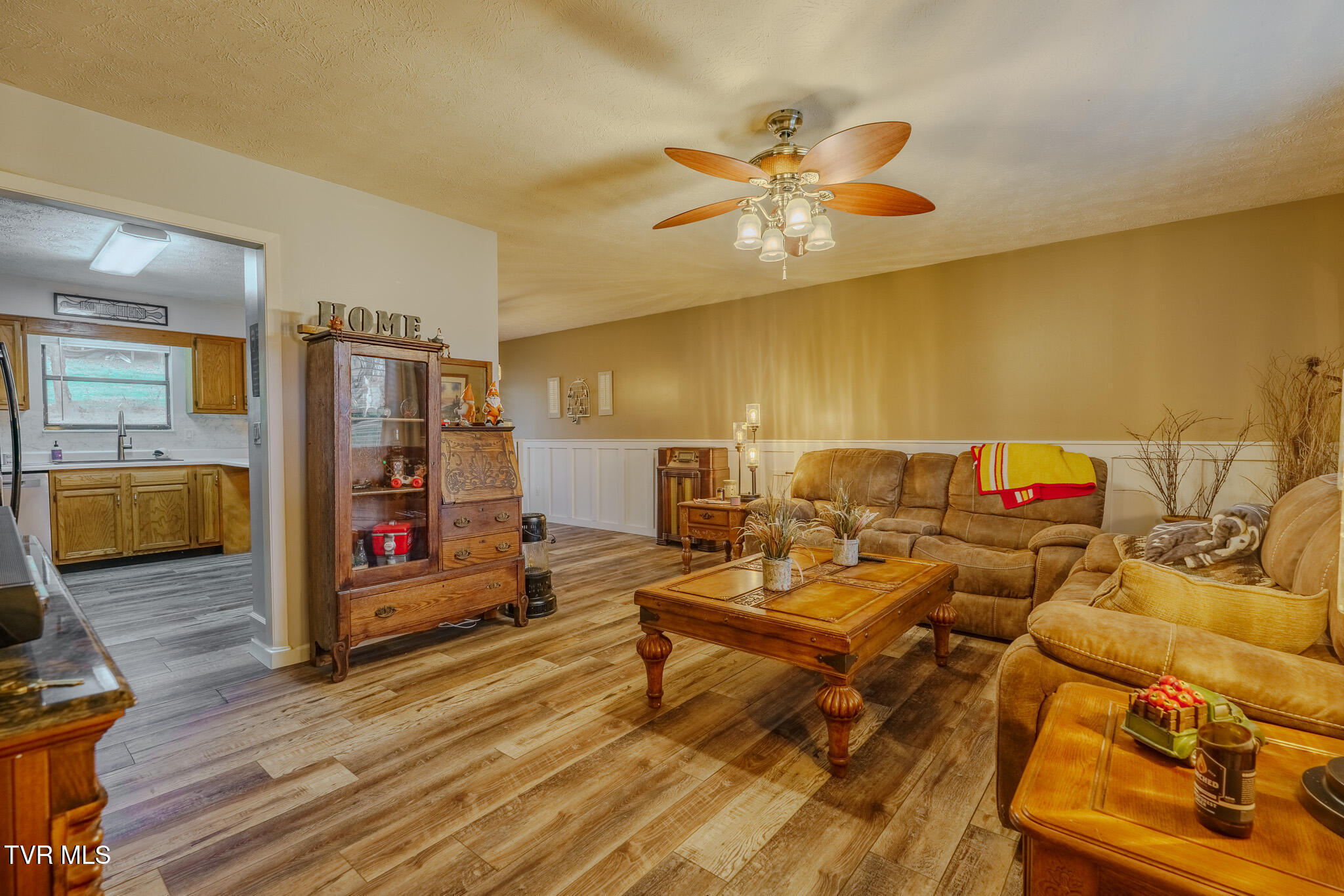 294 Cherokee Trail Seymour, TN 37865 - Photo 3 of 38 _DSC0696-HDR