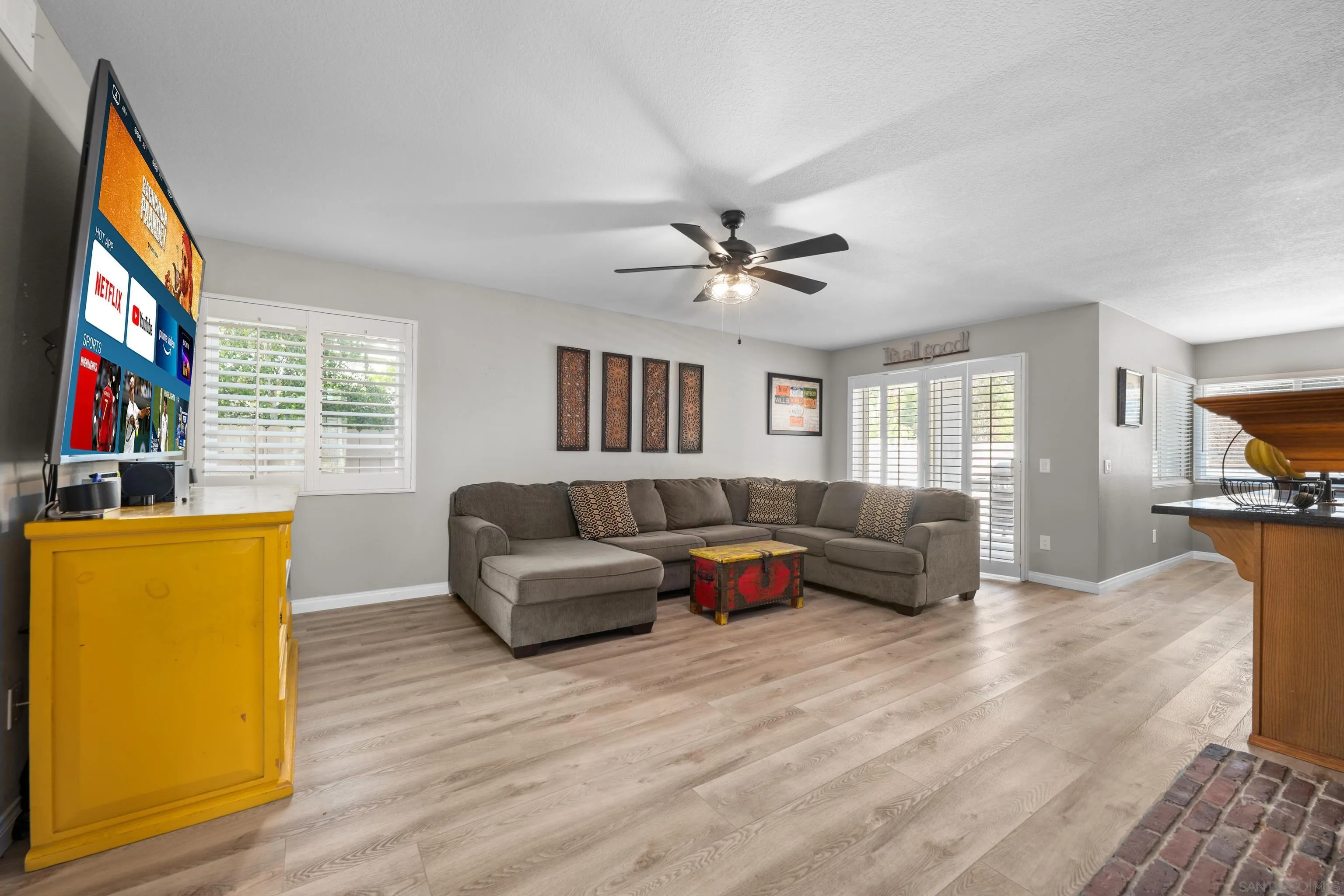 1572 Roma Drive Vista, CA 92081 - Photo 11 of 49