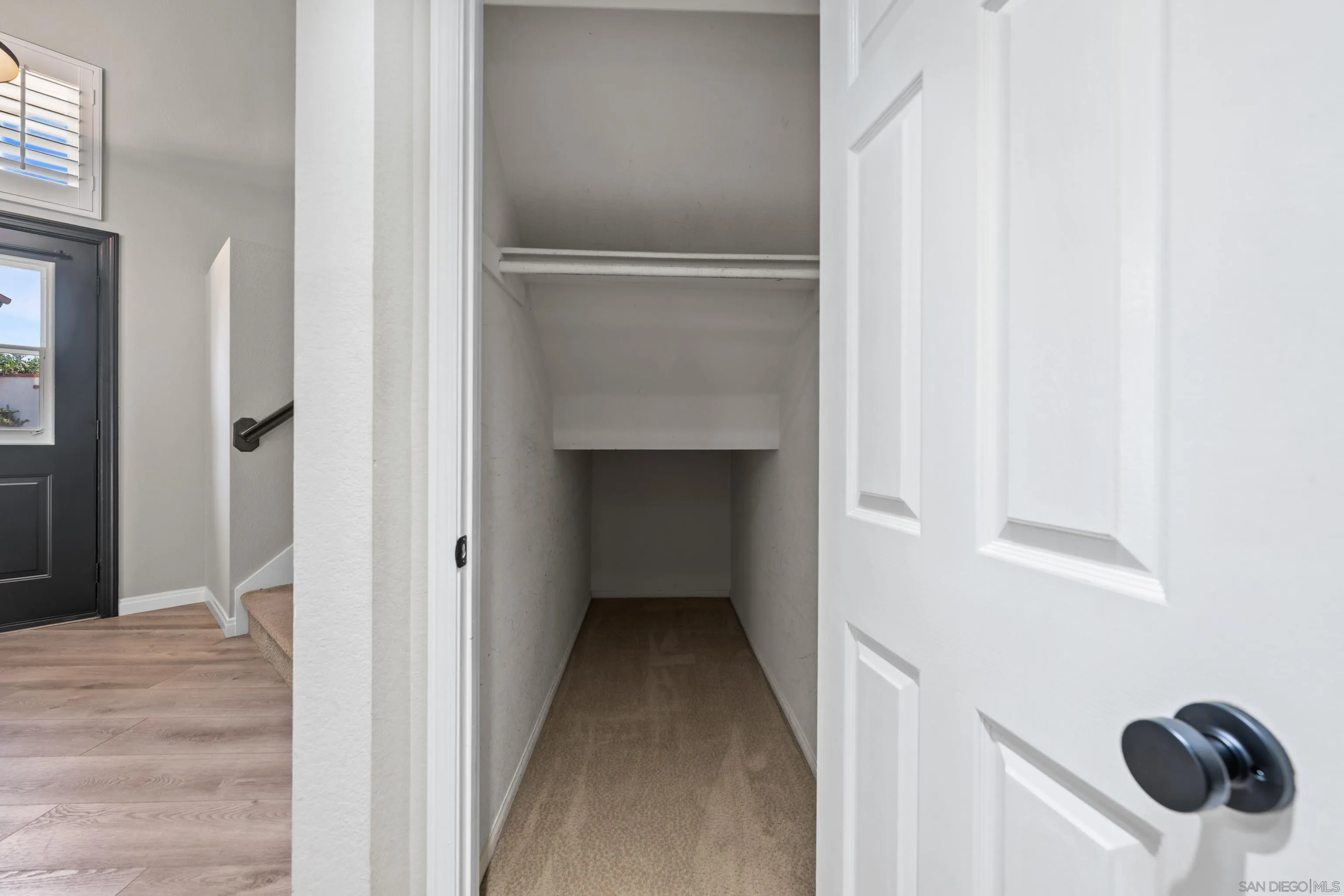 1572 Roma Drive Vista, CA 92081 - Photo 32 of 49